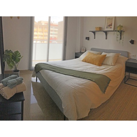 Puerta 12 - 3 Personas