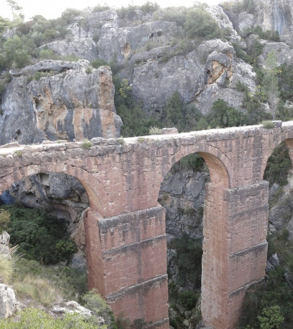 LA RUTA DEL ACUEDUCTO DE PEÑA CORTADA